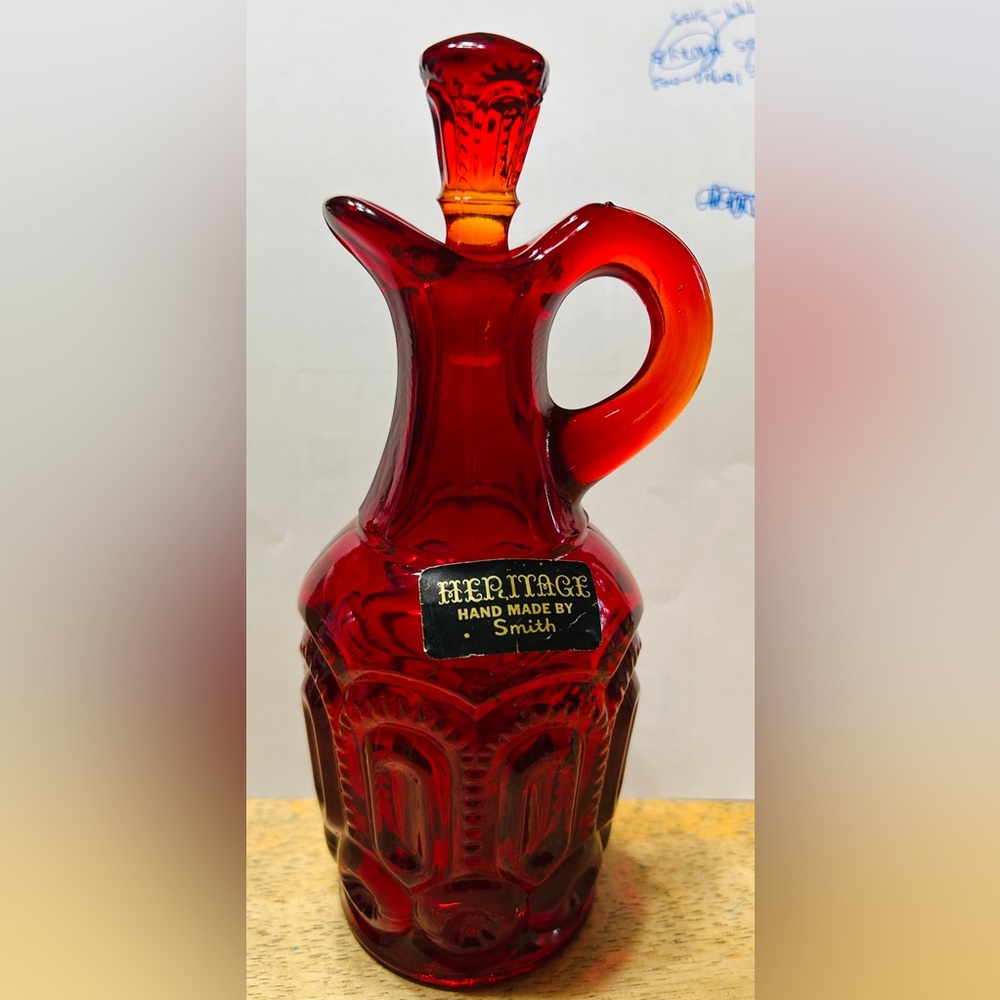 Cruet, LE Smith Hermitage series. Amberina moon & stars pattern. Vintage.